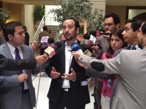 Diputado Núñez aseguró que Silva es "incapaz de asumir sus errores".